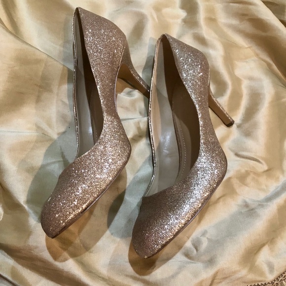 Vince Camuto gold sparkle glitter heels - Picture 3 of 4